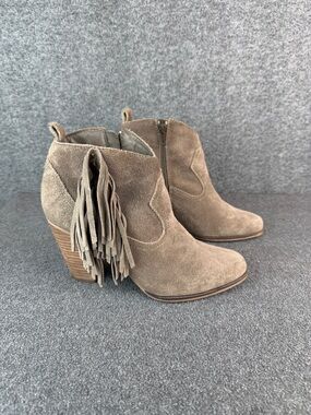 Steve Madden Suede Fringe Ankle Bootie in Taupe 7.5M